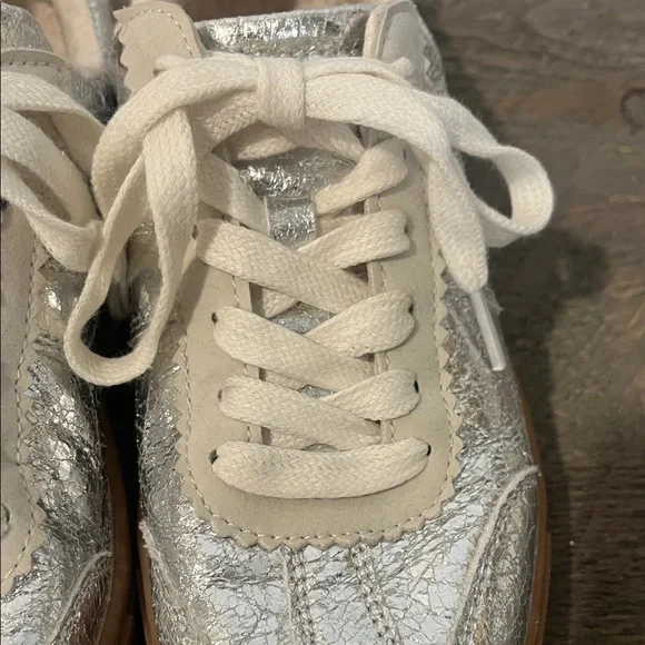 Cushionaire Balance Lace Up Silver Metallic Sneakers Size 6 - Picture 6 of 10